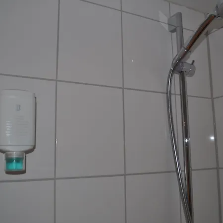 Отель Engel 3*